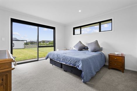 Photo of property in 51 Baxter Michael Crescent, Cambridge, 3434