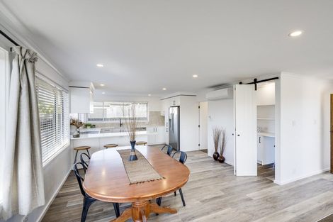 Photo of property in 23 Laurent Place, Greenmeadows, Napier, 4112