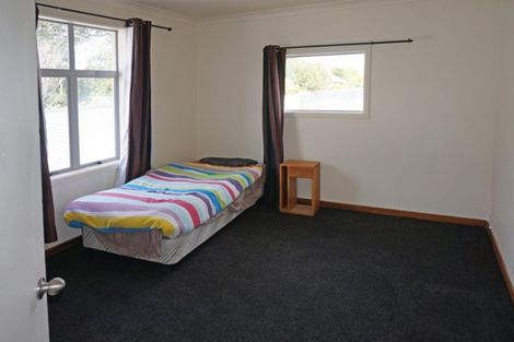 Photo of property in 124 Newcastle Street, Windsor, Invercargill, 9810