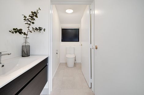 Photo of property in 25 Lookaway Place, Huntsbury, Christchurch, 8022