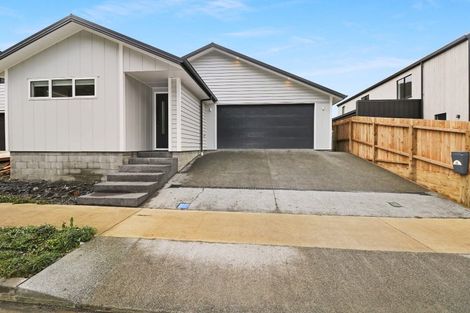 Photo of property in 23 Porokaiwhiri Street, Crofton Downs, Wellington, 6035