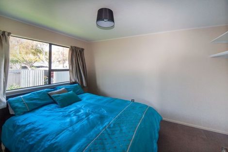 Photo of property in 13 Vincent Street, Waterloo, Lower Hutt, 5011