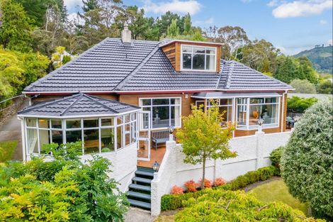 Photo of property in 6 Chatsworth Road, Silverstream, Upper Hutt, 5019