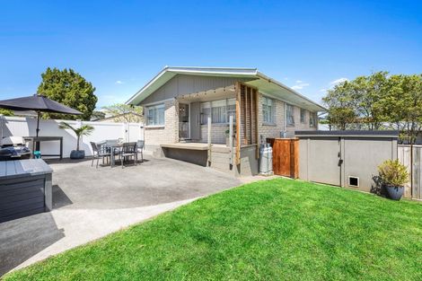 Photo of property in 1/6a Abercrombie Street, Howick, Auckland, 2014