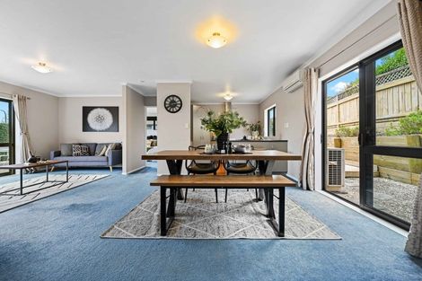 Photo of property in 30 Pointon Glade, Grandview Heights, Hamilton, 3200