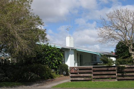 Photo of property in 10 Harris Street, Mount Maunganui, 3116