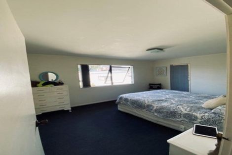 Photo of property in 12a Tamaki Bay Drive, Pakuranga, Auckland, 2010