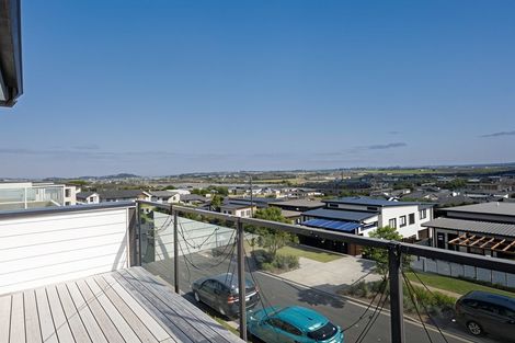 Photo of property in 46 Ascension Crescent, Orewa, 0931