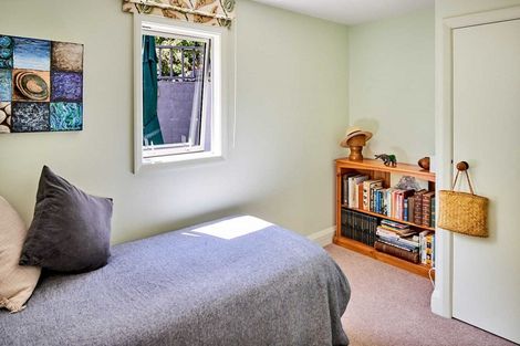 Photo of property in 14 Waitohu Road, York Bay, Lower Hutt, 5013