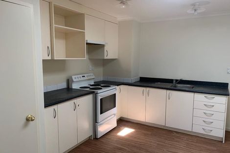 Photo of property in 2a Snead Place, Hamilton East, Hamilton, 3216