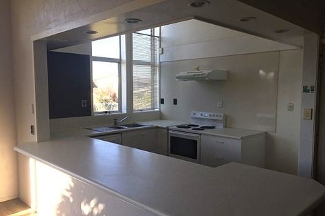 Photo of property in 2 Luxor Place, Pomare, Rotorua, 3015