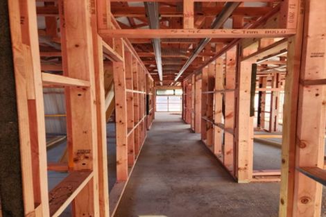 Photo of property in 17 Henshaw Street, Woodend, 7610