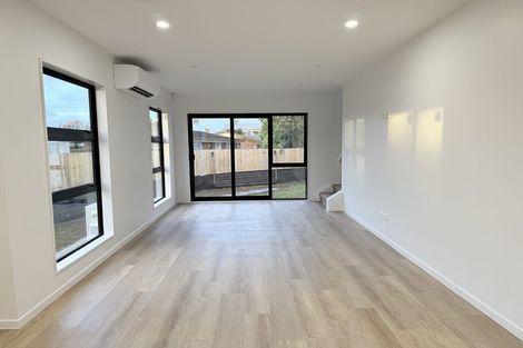 Photo of property in 9 Kirrama Place, Conifer Grove, Takanini, 2112