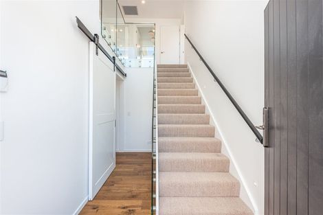 Photo of property in 2/179 Weston Road, St Albans, Christchurch, 8052