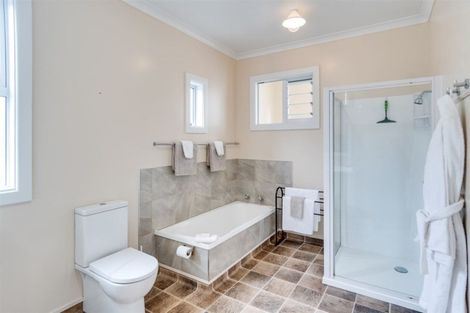 Photo of property in 1a Goldsmith Terrace, Hospital Hill, Napier, 4110
