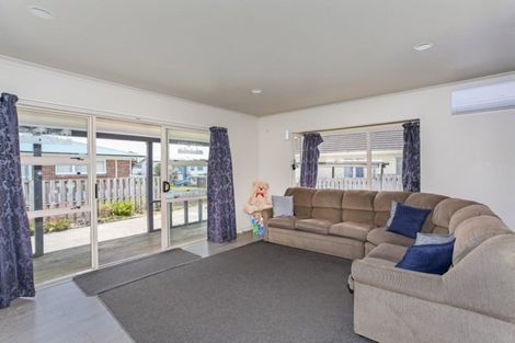 Photo of property in 8b Blair Avenue, Pukekohe, 2120