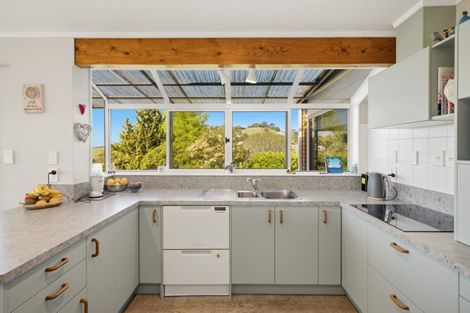 Photo of property in 91 Waikite Road, Welcome Bay, Tauranga, 3175