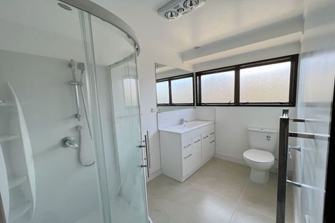 Photo of property in 64b Sunderlands Road, Half Moon Bay, Auckland, 2012