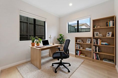 Photo of property in 39a Edgeworth Road, Glenfield, Auckland, 0629