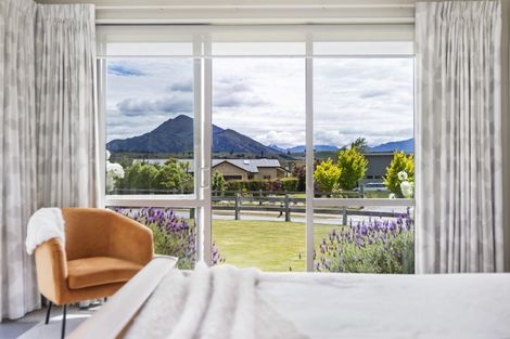 Photo of property in 26 Hardie Place, Albert Town, Wanaka, 9305