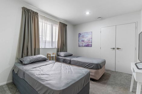 Photo of property in 386 Ormiston Road, Flat Bush, Auckland, 2019