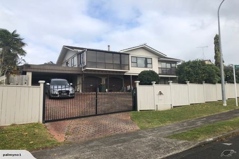 Photo of property in 27 Marina View Drive, West Harbour, Auckland, 0618