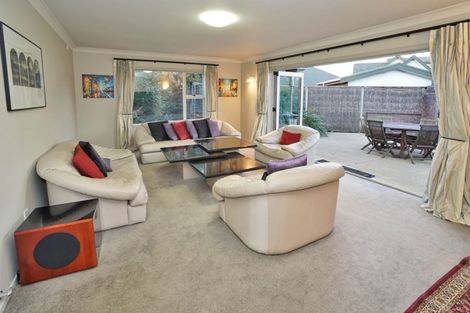 Photo of property in 23 Burn-murdoch Street, St Andrews, Hamilton, 3200