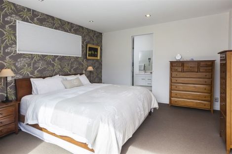 Photo of property in 17 Crown Close, Prebbleton, 7604