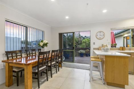 Photo of property in 33 View Ridge Drive, Ranui, Auckland, 0612