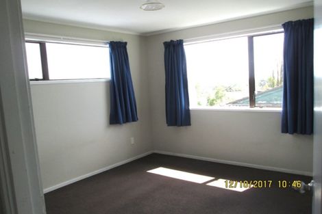 Photo of property in 7 Adam Sunde Place, Glen Eden, Auckland, 0602