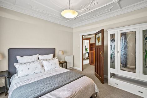 Photo of property in 2 Rawhiti Street, Vogeltown, New Plymouth, 4310