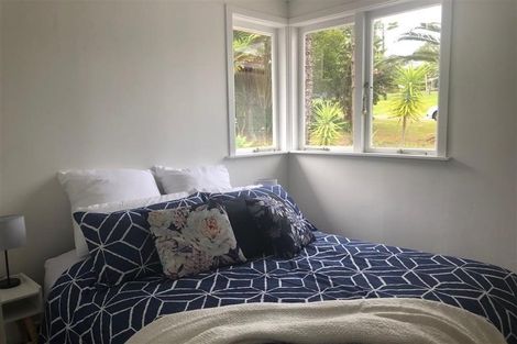 Photo of property in 16 Parrs Cross Road, Henderson, Auckland, 0612