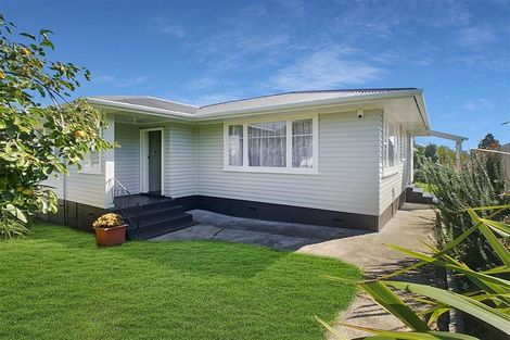 Photo of property in 179 Avondale Road, Avondale, Auckland, 1026