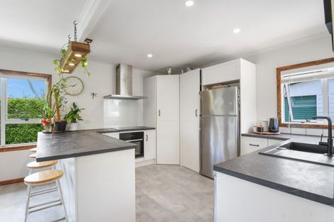 Photo of property in 42 Island View Road, Western Heights, Rotorua, 3015