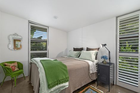 Photo of property in 5 Harbour View Road, Point Wells, Warkworth, 0986