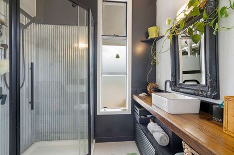 Photo of property in 124 Opouteke Road, Kaihu, 0379