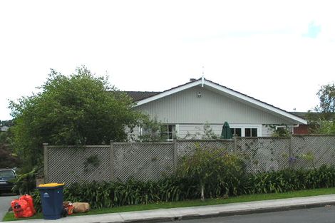 Photo of property in 30 Northumberland Avenue, Belmont, Auckland, 0622