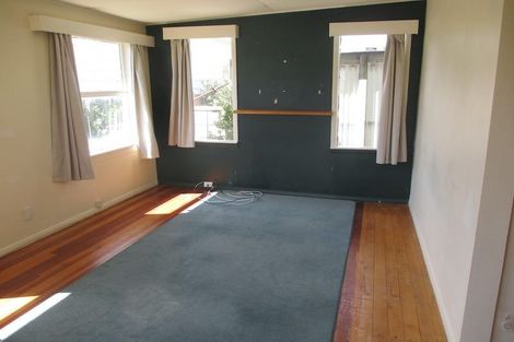 Photo of property in 27 Marine Parade South, Foxton Beach, Foxton, 4815