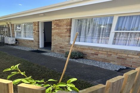 Photo of property in 2/23 Alcock Street, Mount Wellington, Auckland, 1060
