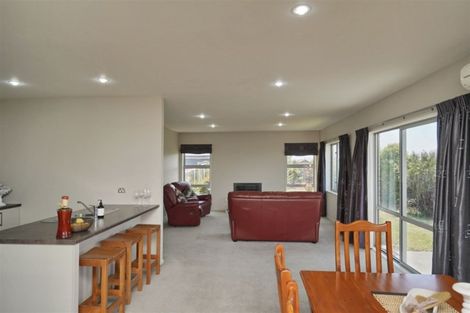 Photo of property in 11 Saint Peters Close, Woolston, Christchurch, 8062