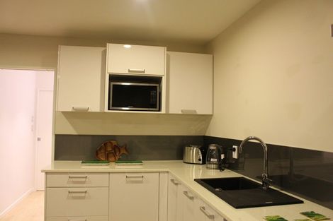 Photo of property in 4136b Great North Road, Glendene, Auckland, 0602