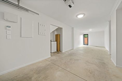 Photo of property in 19 Ti Kouka Lane, Sandringham, Auckland, 1025