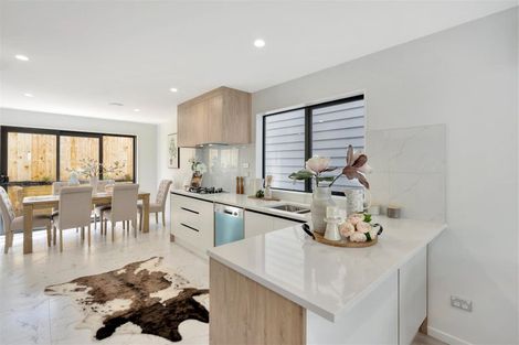 Photo of property in 45b Portadown Avenue, Pakuranga Heights, Auckland, 2010