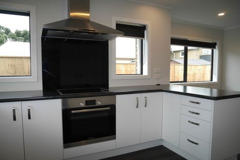 Photo of property in 12 William Street, Waikanae Beach, Waikanae, 5036