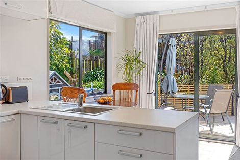 Photo of property in 3 Titiro Way, Welcome Bay, Tauranga, 3112