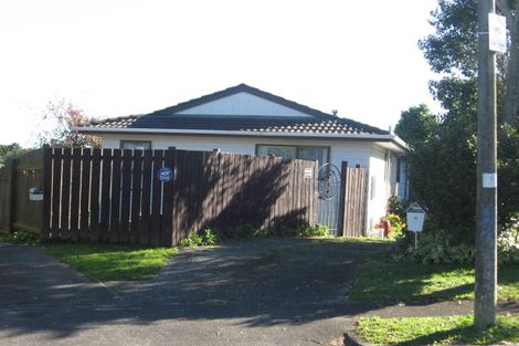 Photo of property in 11 Montego Place, Weymouth, Auckland, 2103
