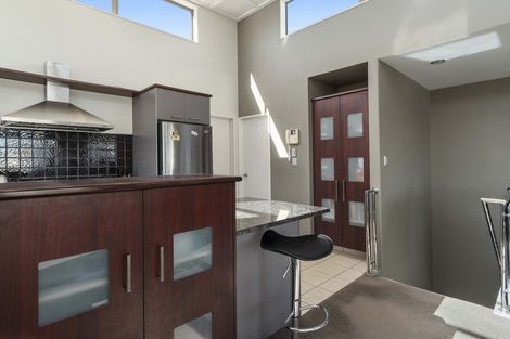 Photo of property in 7/29 Third Avenue, Tauranga, 3110