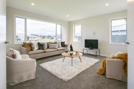 Photo of property in 14 Ruahine Road, Poraiti, Napier, 4112