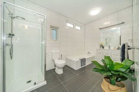 Photo of property in 1 Macaulay Street, Johnsonville, Wellington, 6037