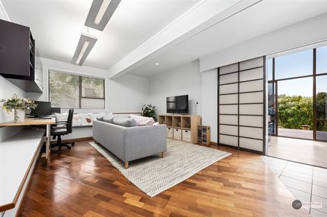 Photo of property in 33b Pekanga Road, Normandale, Lower Hutt, 5010